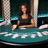 link congtogel mobile app interface showing slot tournaments and live casino tables